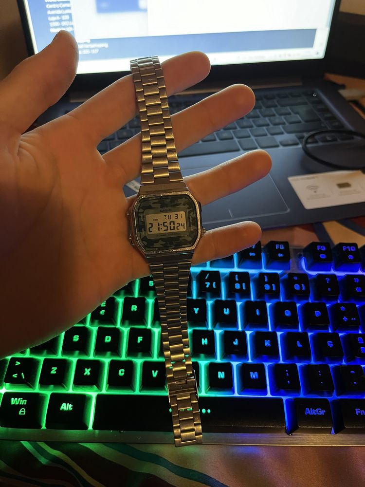 Relogio casio fundo tropa