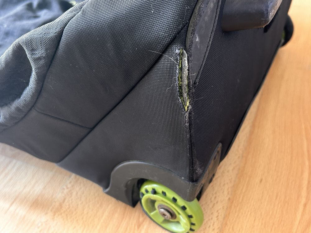 Mochila com rodas Kathmandu