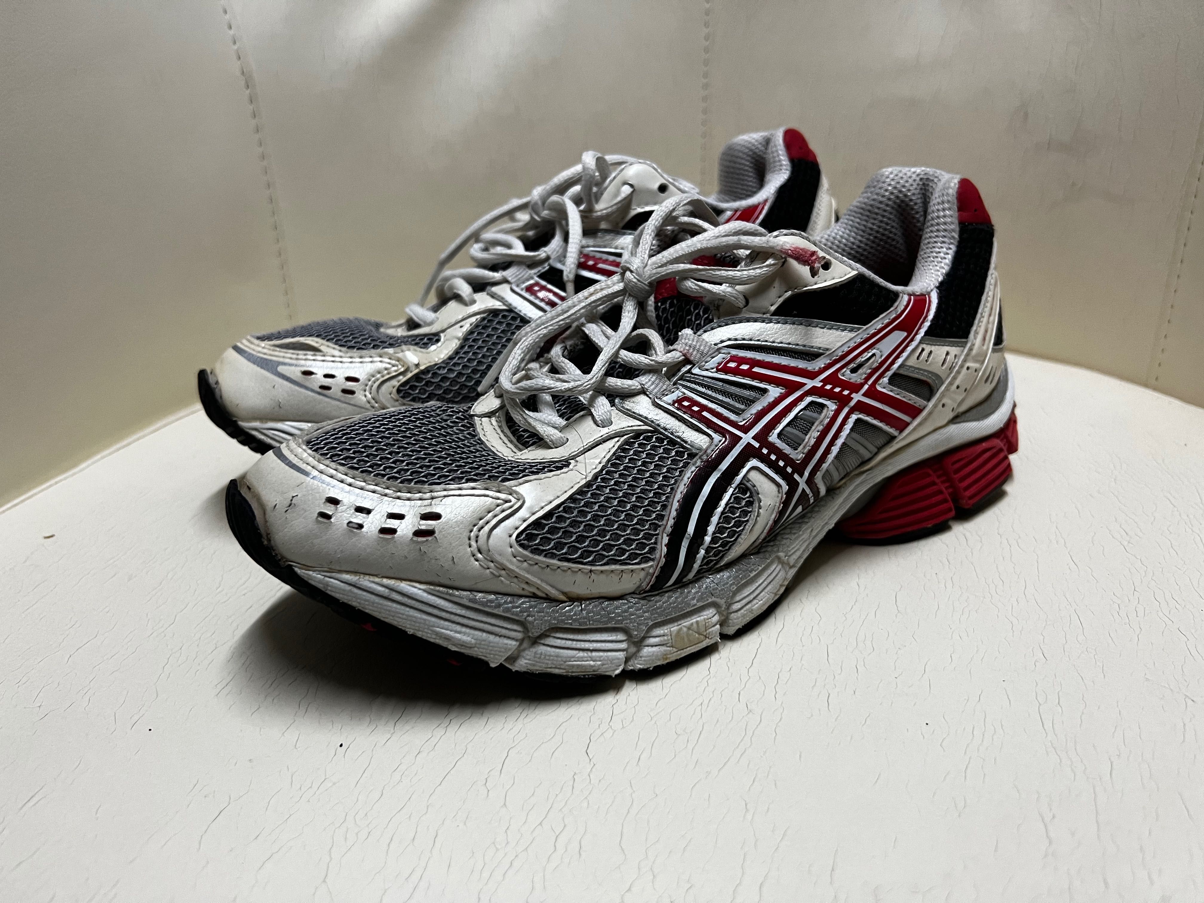 Sapatilhas ASICS de corrida nr:40