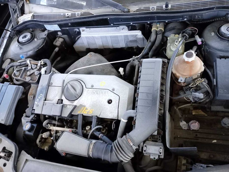 Renault Safrane para peças