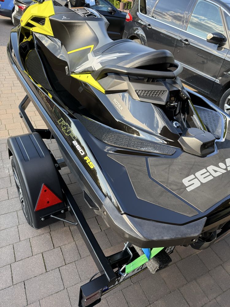 Skuter wodny Sea-Doo RXP 260 KM 40 mth!
