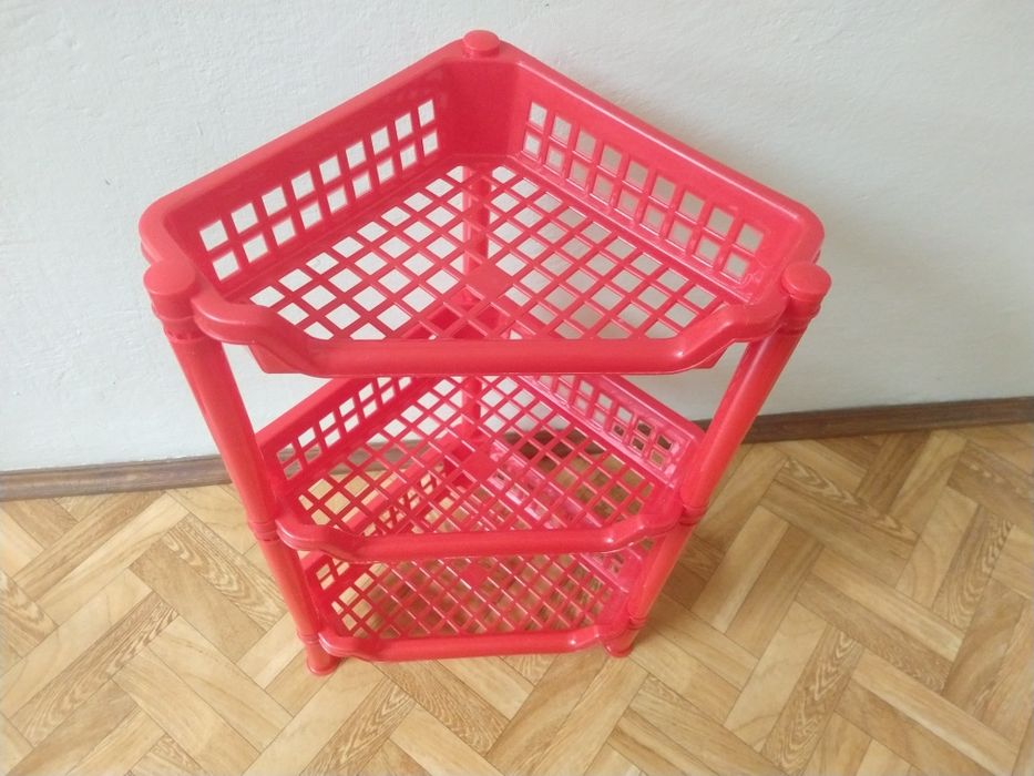 Regał narożny lazienkowy