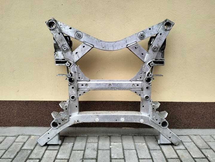 BMW iX I20 підрамник 6893165
