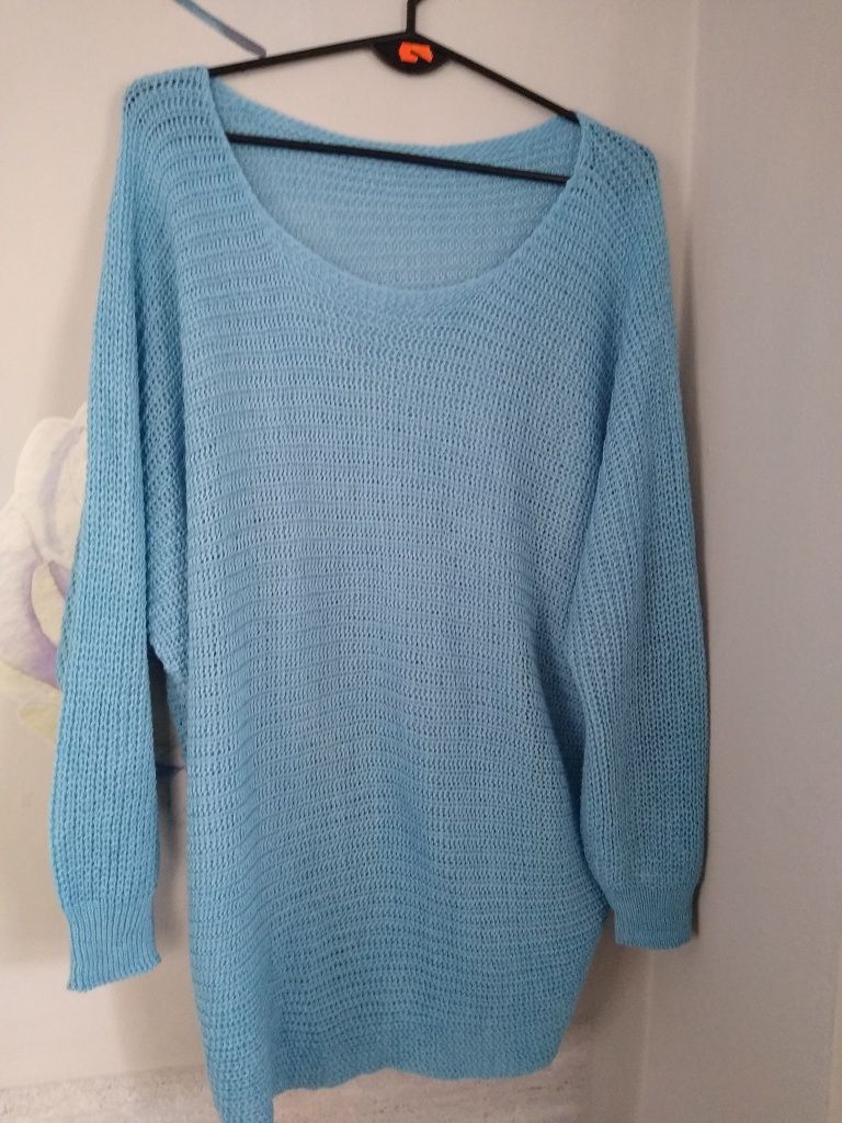Sweterek oversize niebieski