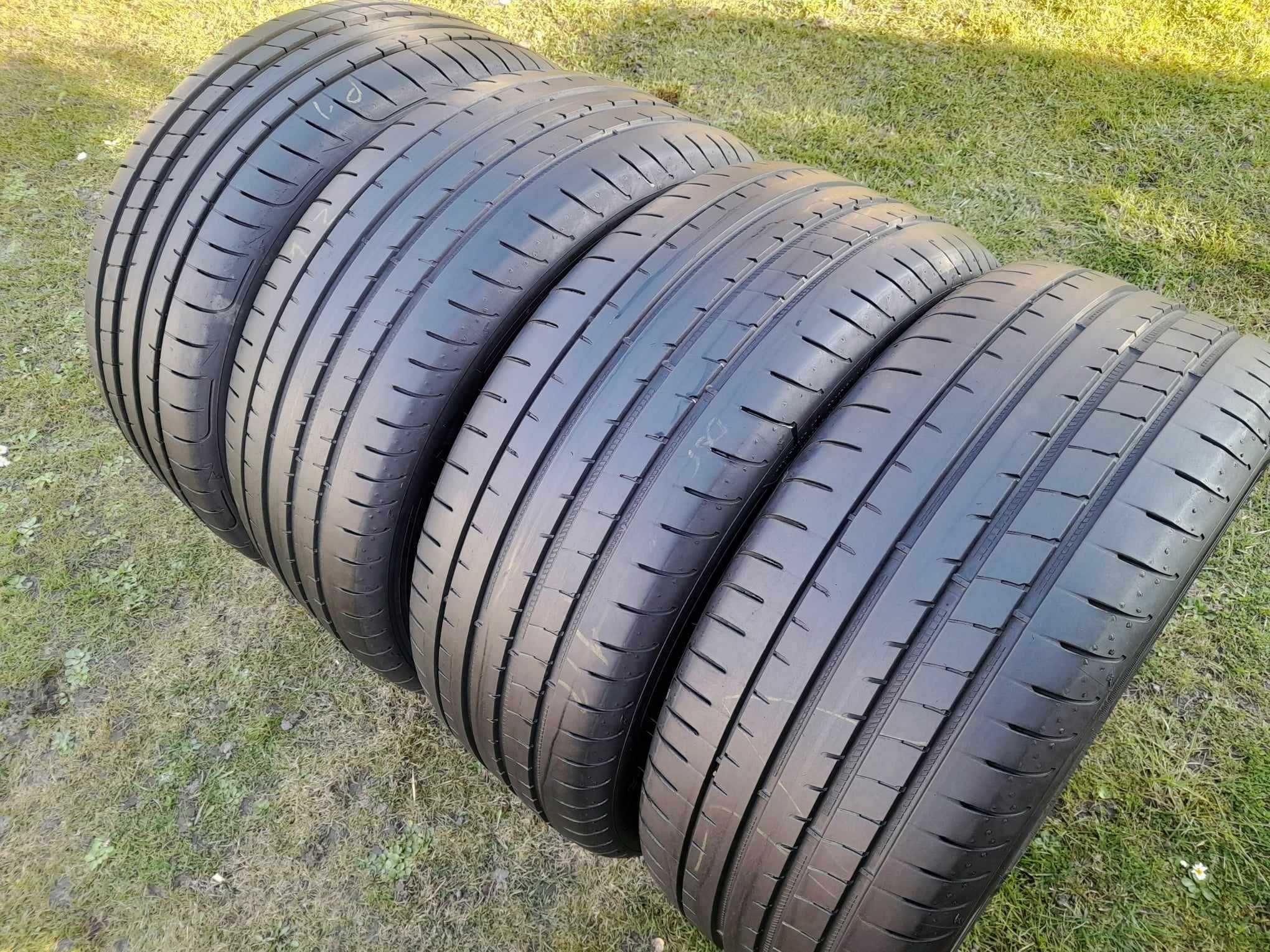 komplet opon letcnich Goodyear 225/45/17