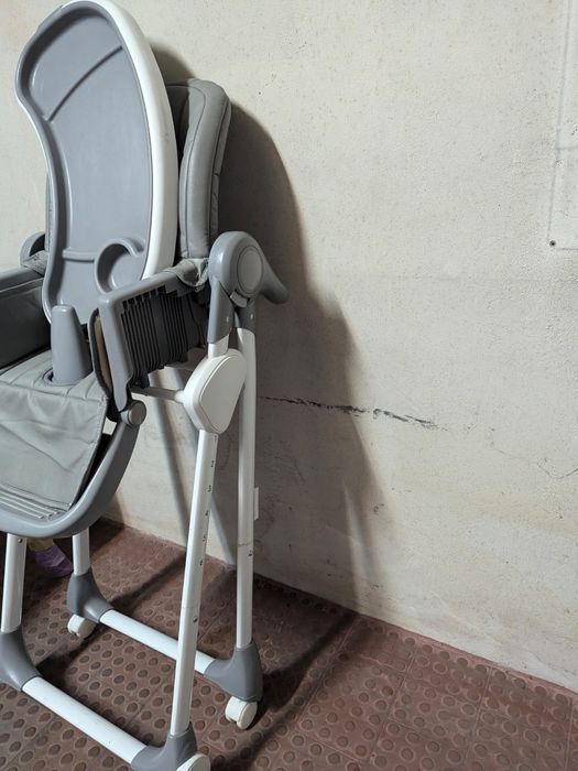 Cadeira de refeição