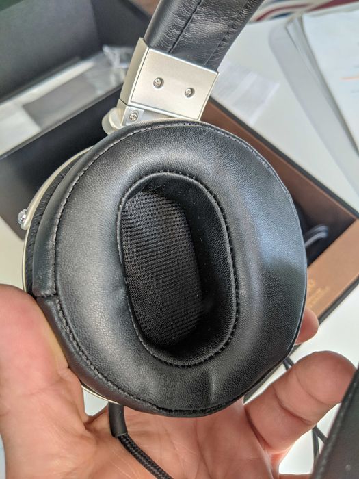 Наушники DENON AH-D7000
