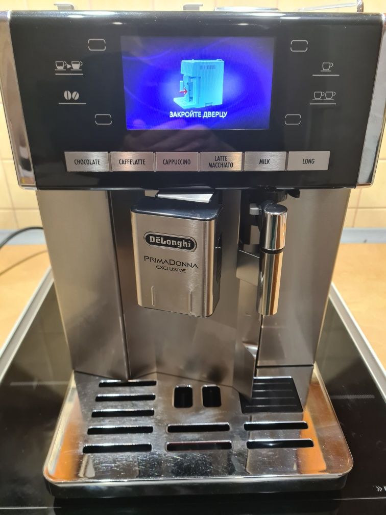 Кавоварка/кофемашина Delonghi PrimaDonna Exclusive