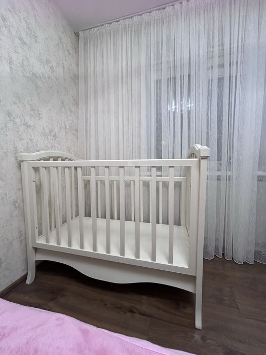 Дитяче ліжко, люлька