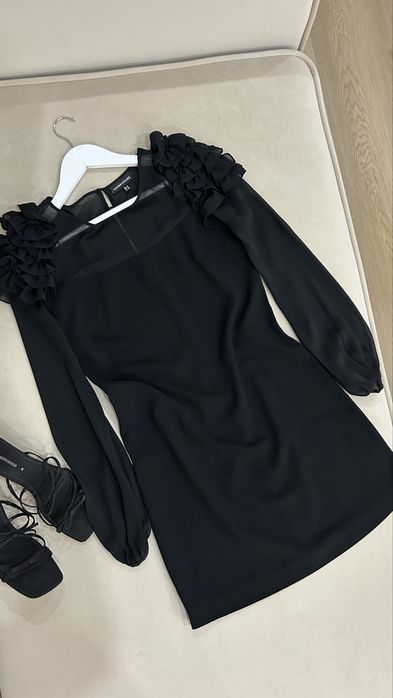 Вишукана вечірня сукня