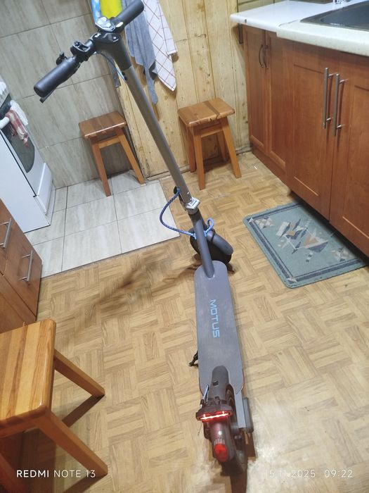 Hulajnoga elektryczna motus scooty 8.5 lite