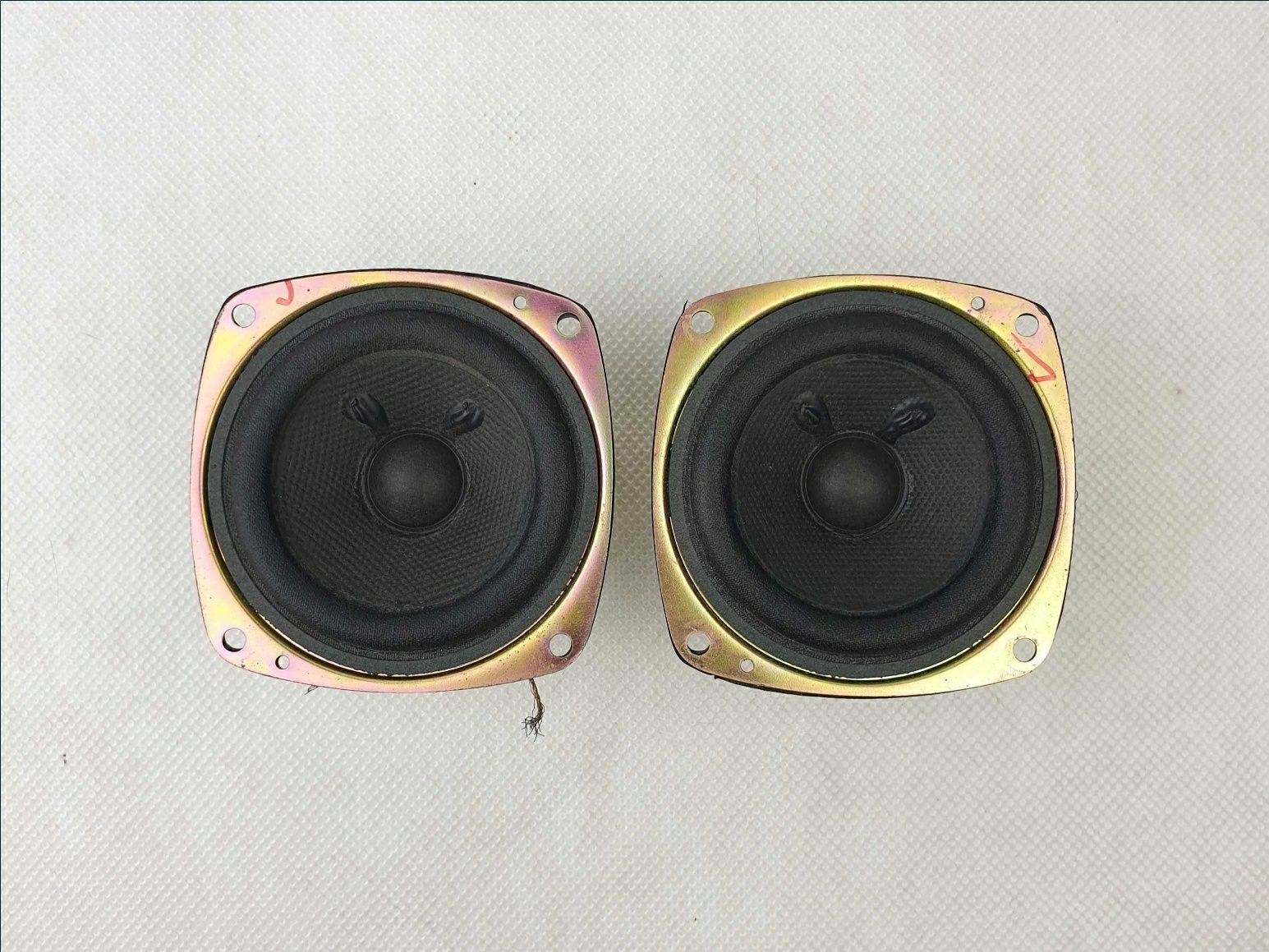 Cambridge Soundworks 2 głośniki średniotonowe