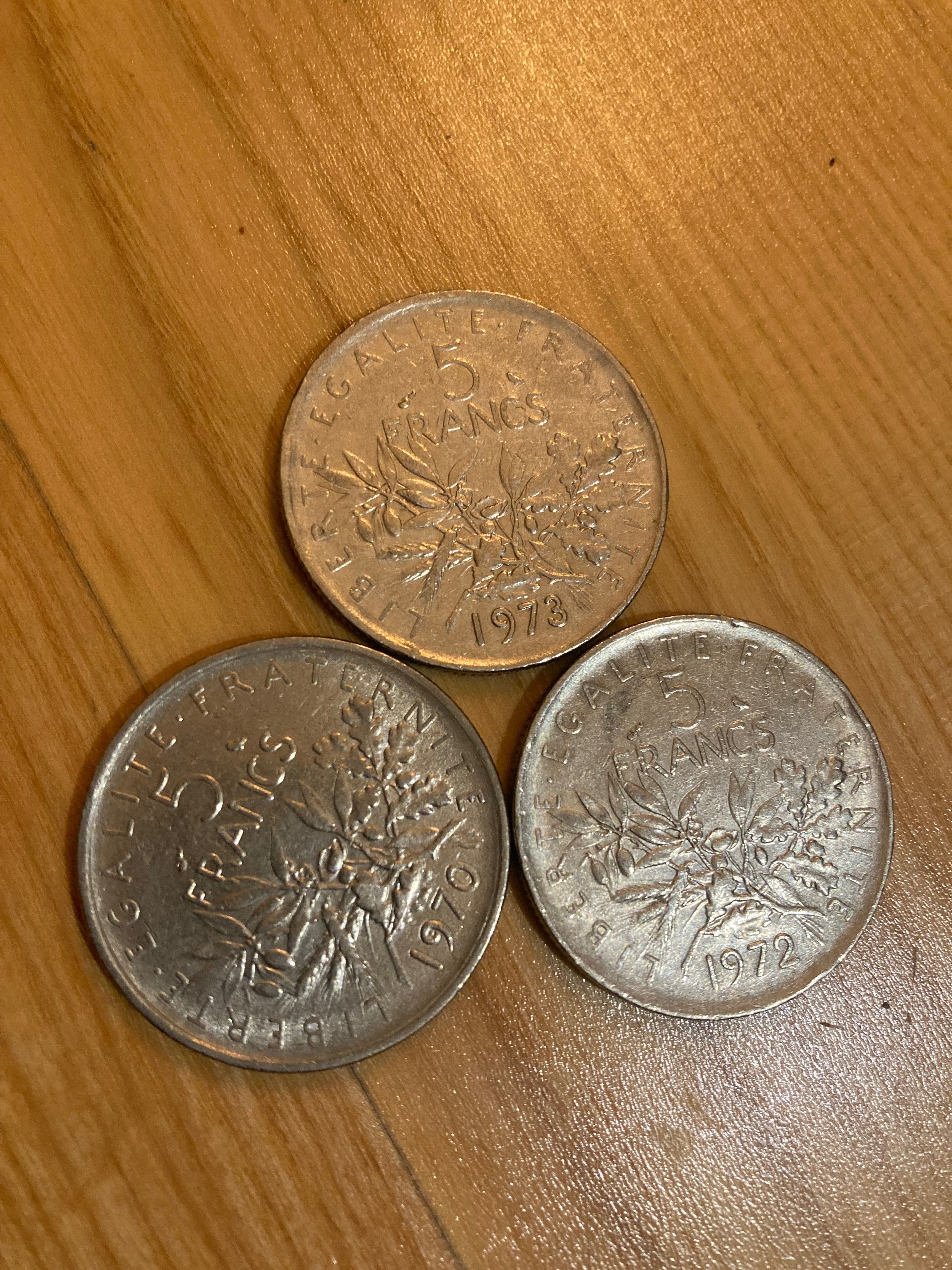 Monety 5 franków francuskich trzy sztuki