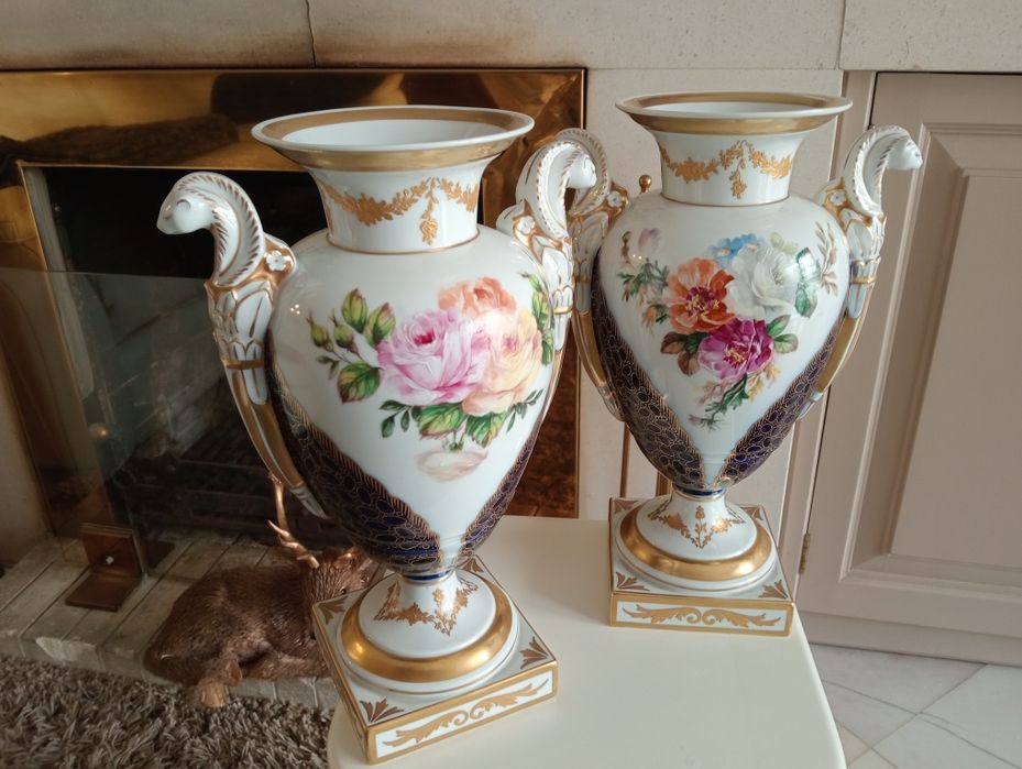 Par de jarras Vista Alegre pintadas à mão