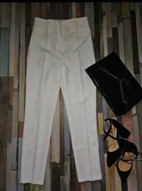 Eleganckie, białe spodnie damskie