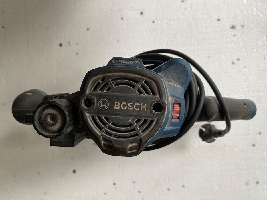 Frezarka górnowrzecionowa Bosch Professional GOF 1250 CE