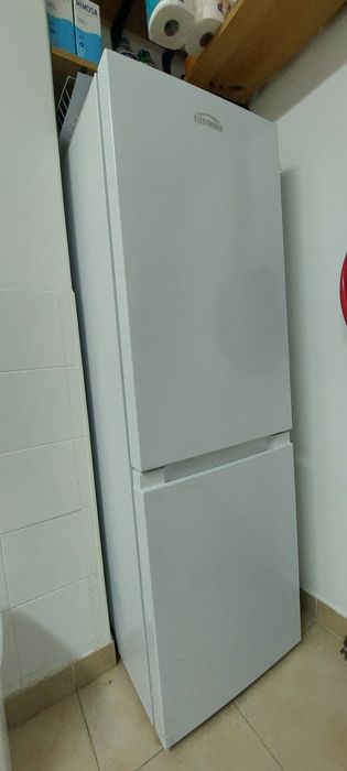 Frigorífico Eletronia