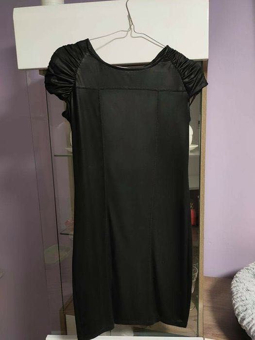 Sukienka mała czarna