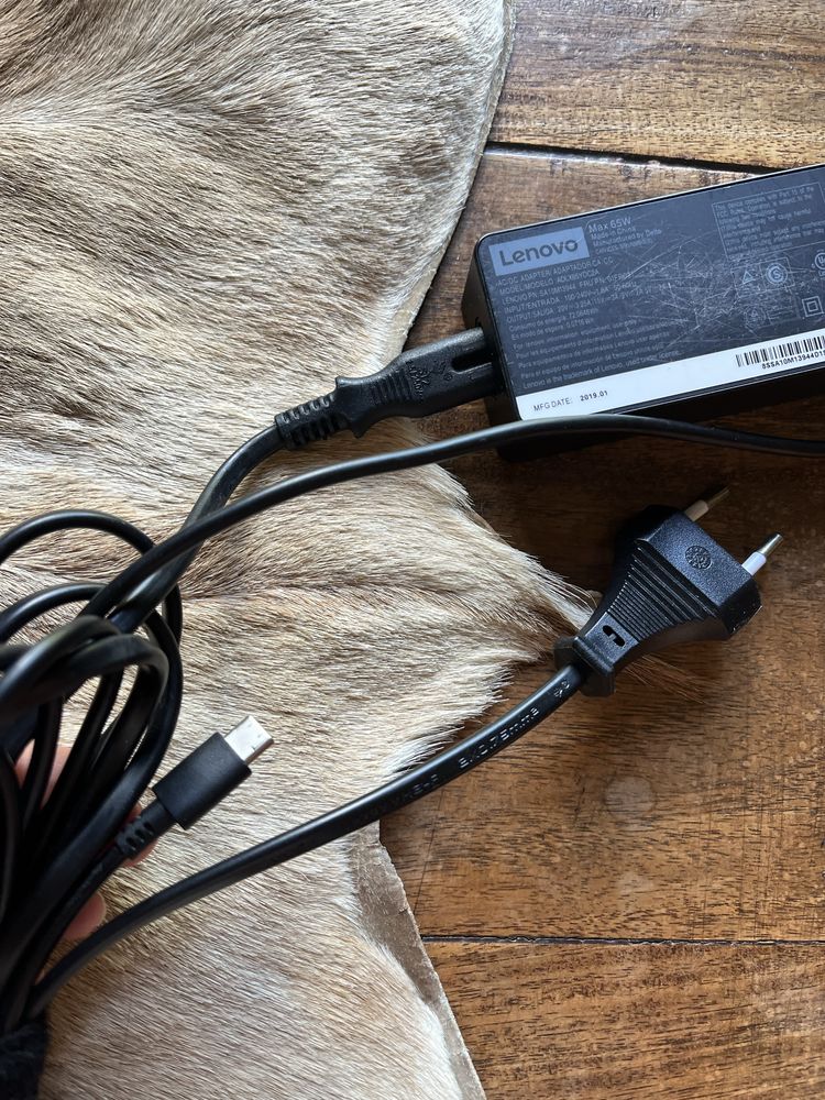Lenovo ac adapter Delta ADLX65YDC2A