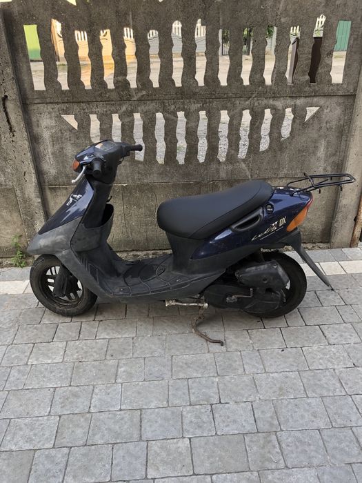 Скутер Suzuki lets 2