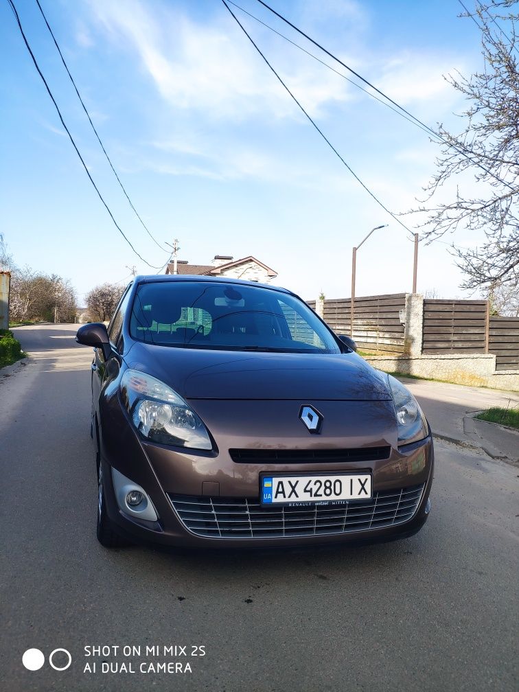 Renault Grand Scenic