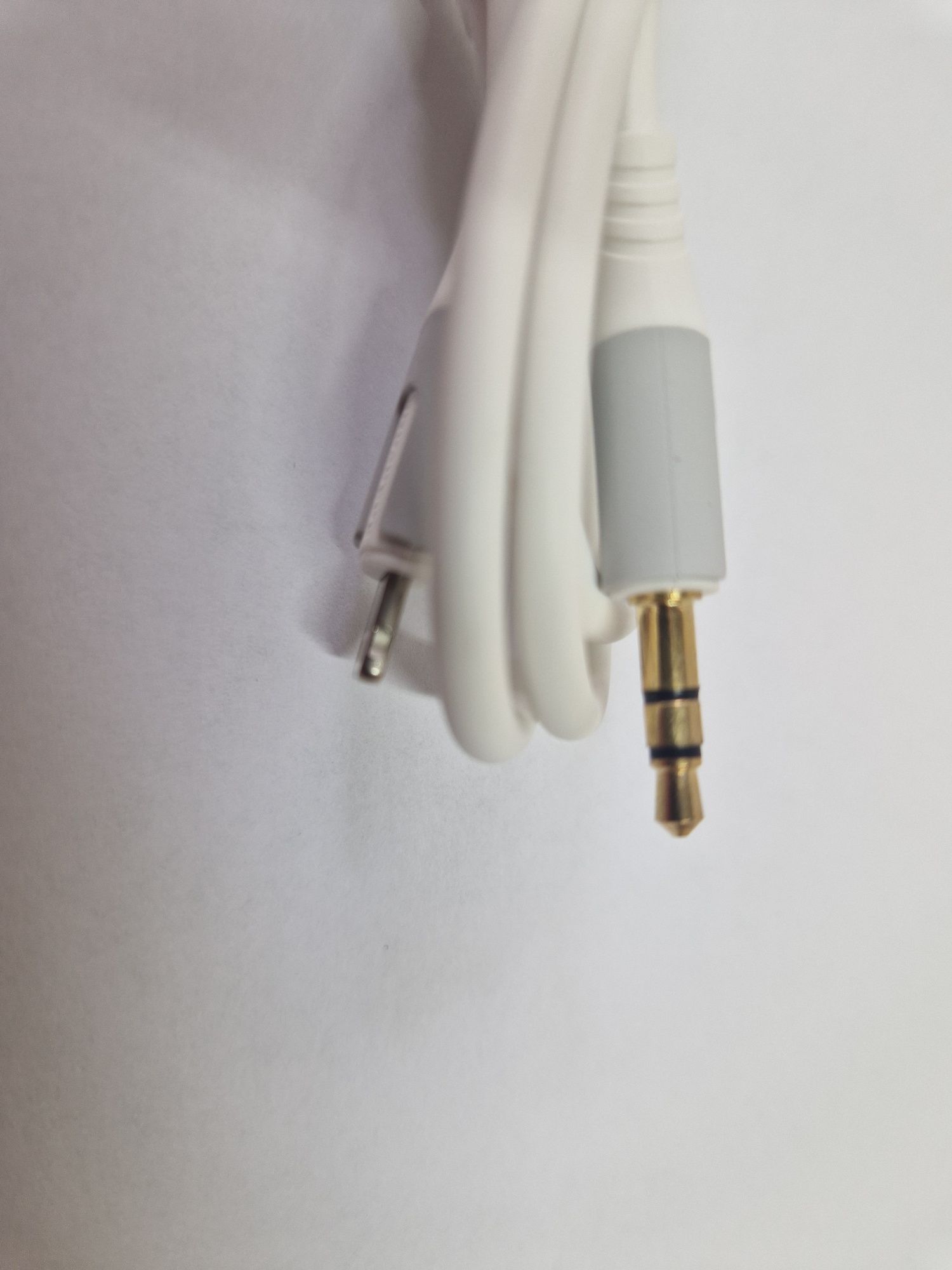 Borofone Kabel BL19 Creator - jack 3,5mm na Lightning - 1 metr biały