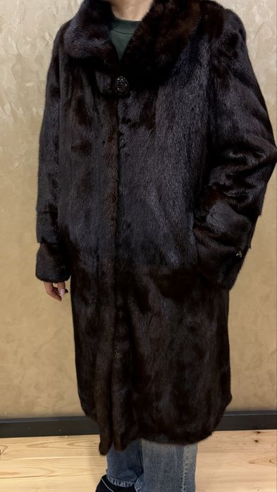 Продам норкову шубу (Греція)