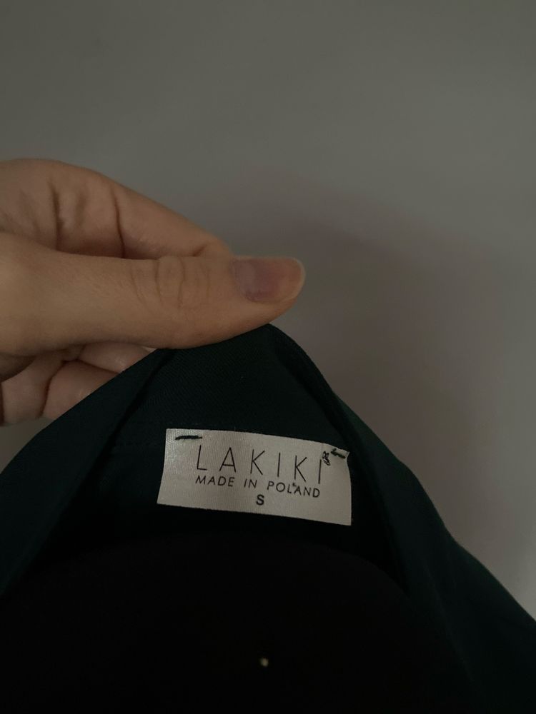 Piękna elegancka bluzka koszulowa