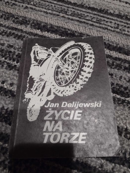 Życie na torze książka