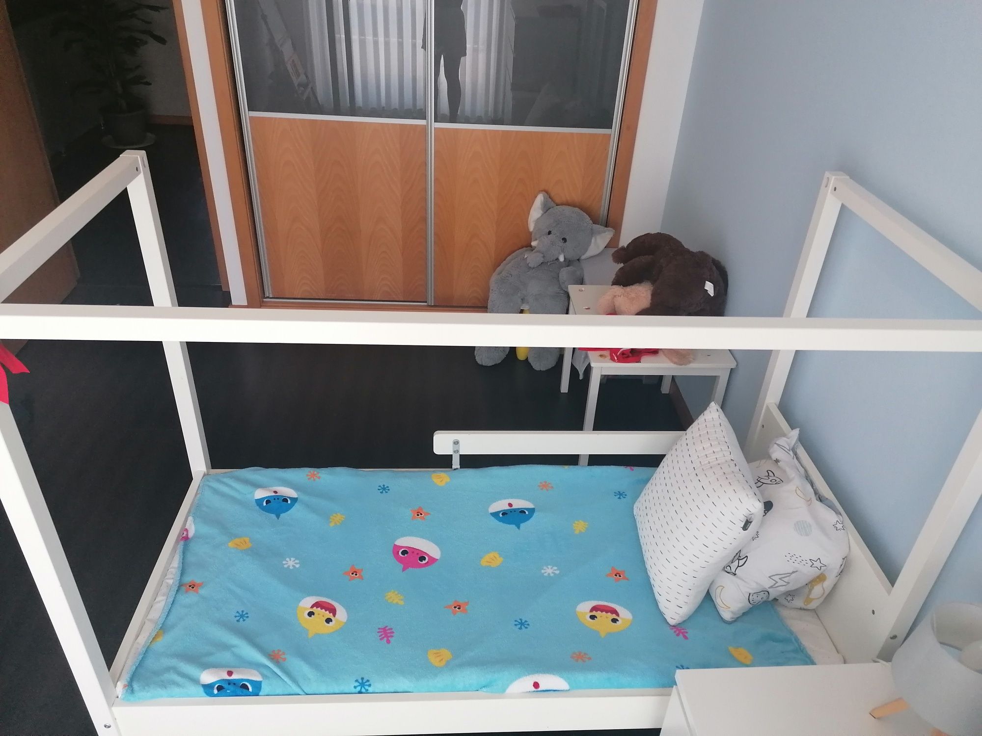 Cama criança pequenina