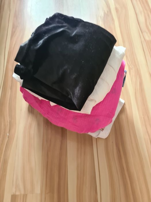 Paka damskich ubrań L-XL