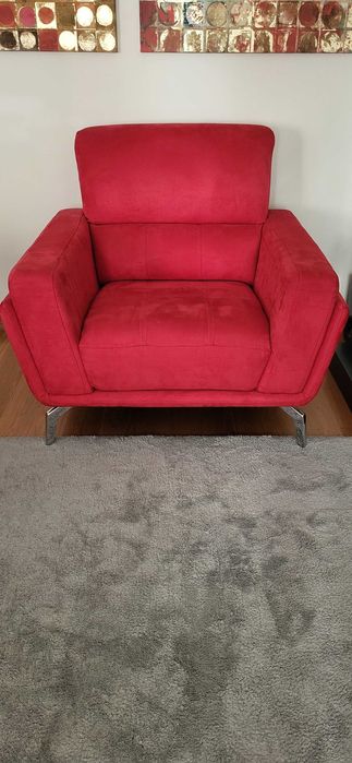 Poltrona Vermelha como Nova – 200€