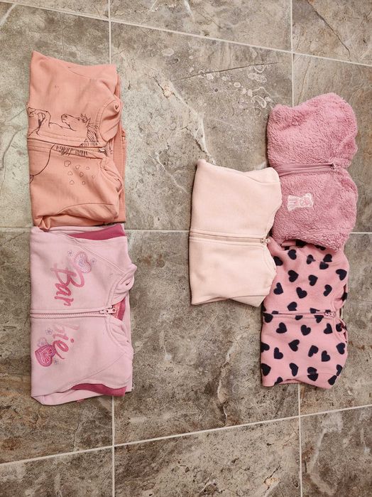 Bluzy, kamizelka, sweterek 104-110