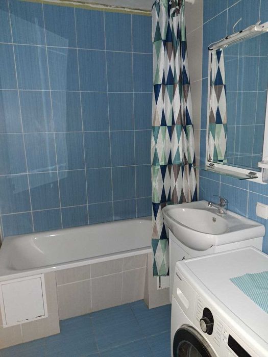 Однокімнатна на Таїрово/Шкільний