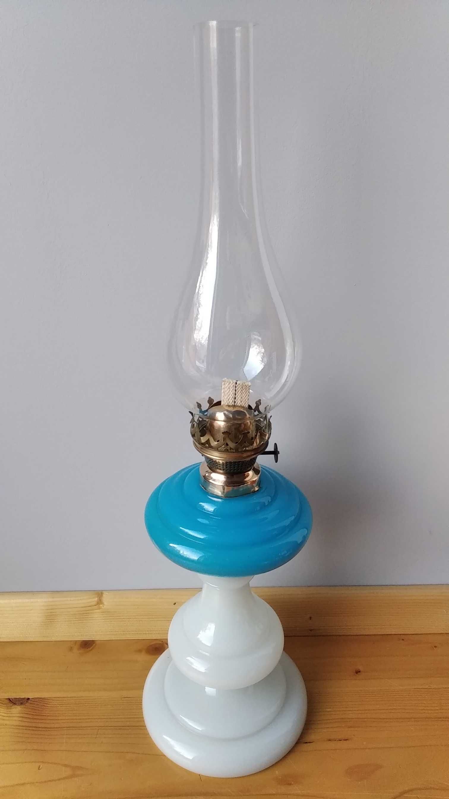 Lampa naftowa L&B czyli Lampeur Bernard. Secesja