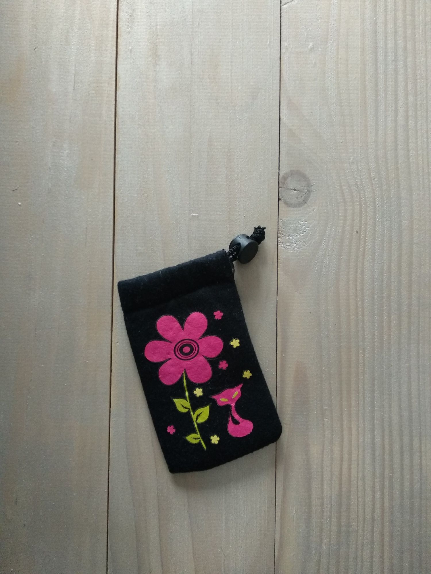 Etui na telefon / mały smartfon