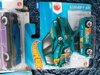 Hot wheels th treasure hunts