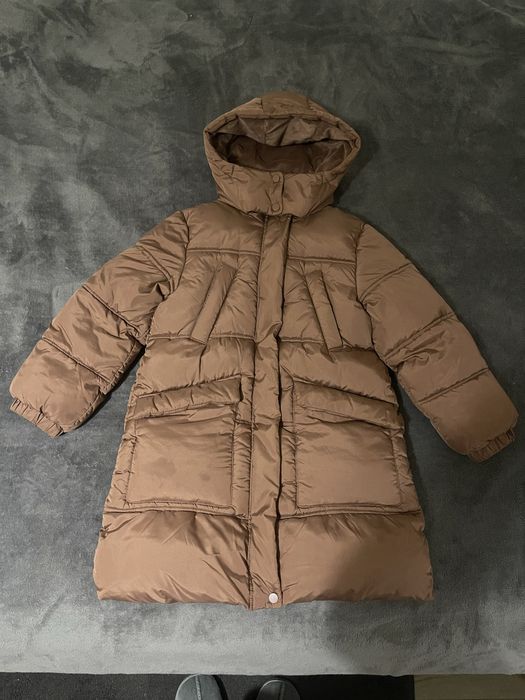 Плащ зимовий для дівчинки коричневий Next і легенькі курточки на весну