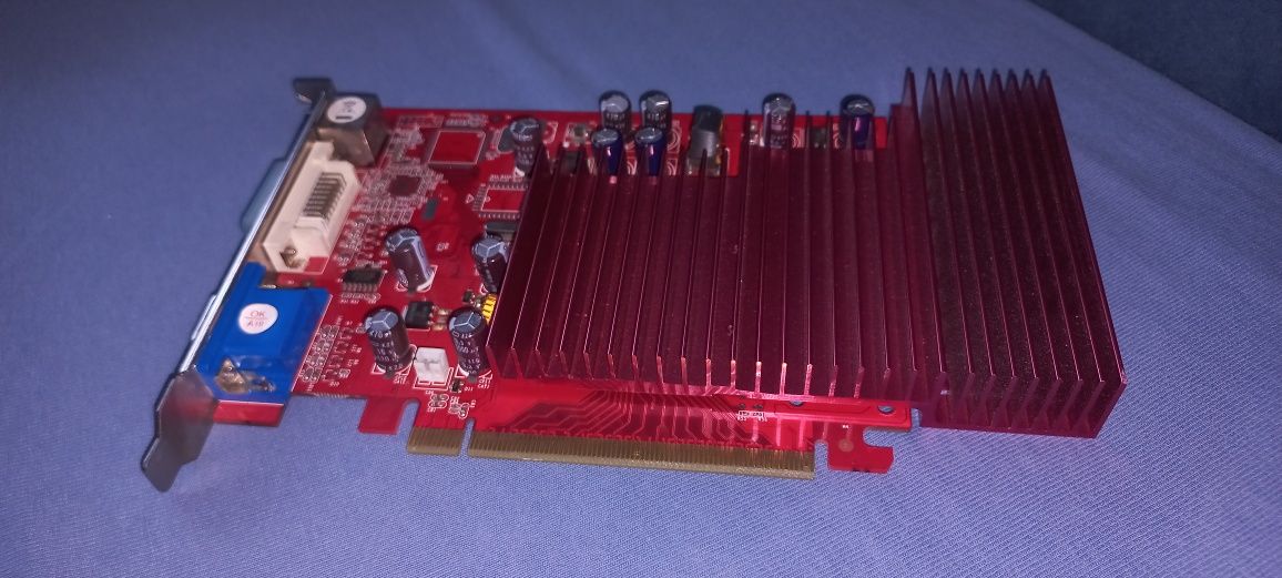 Karta graficzna 7300gs pci-e 256 mb vram ddr2