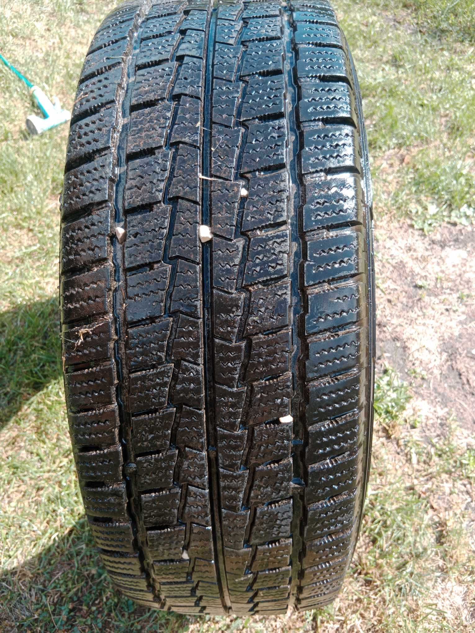 Opony zimowe Hankook rw06 winter 235/65r16c