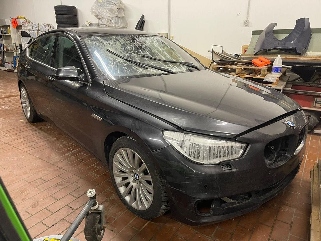 Бампер BMW 5 F07 F11 F90 G30 G31 та ін. запчастини БМВ Разборка