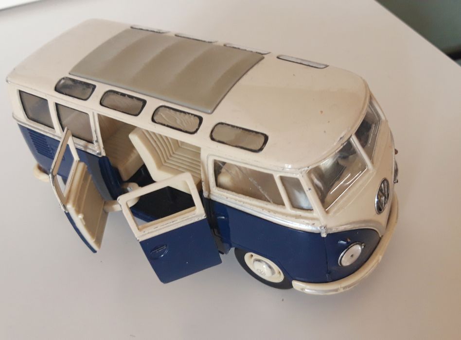 Модель масштабна колекційна Techno Drive сміттєвоз з баком зелений