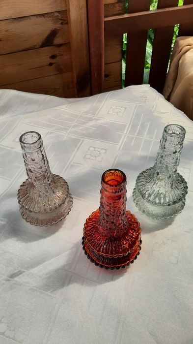 Unikatowe wazony UFO,proj.Timo Sarpaneva Iittalla.Szkło kadmowe-czerwo