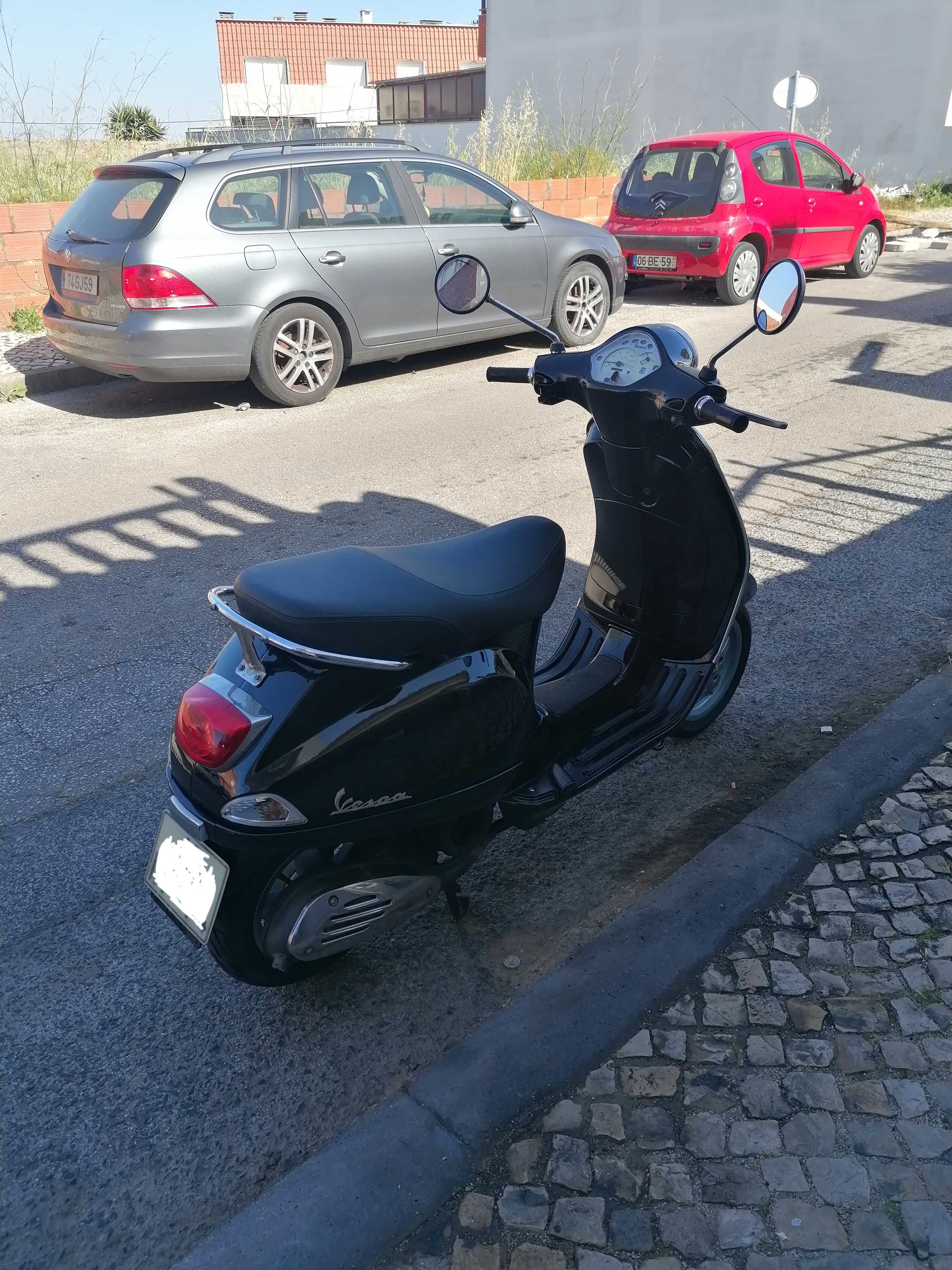 Vespa LX 125 i.e de 2010