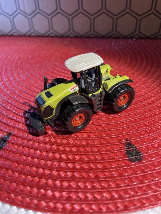 Siku traktor Claas xerion 1421