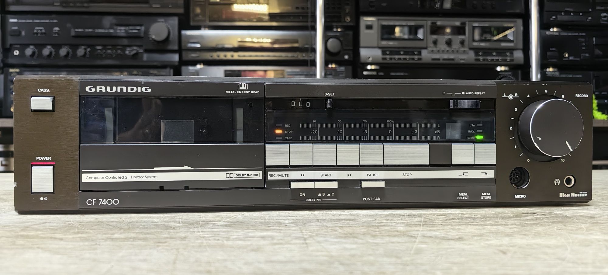 Касетний програвач Grundig CF 7400/Дефект