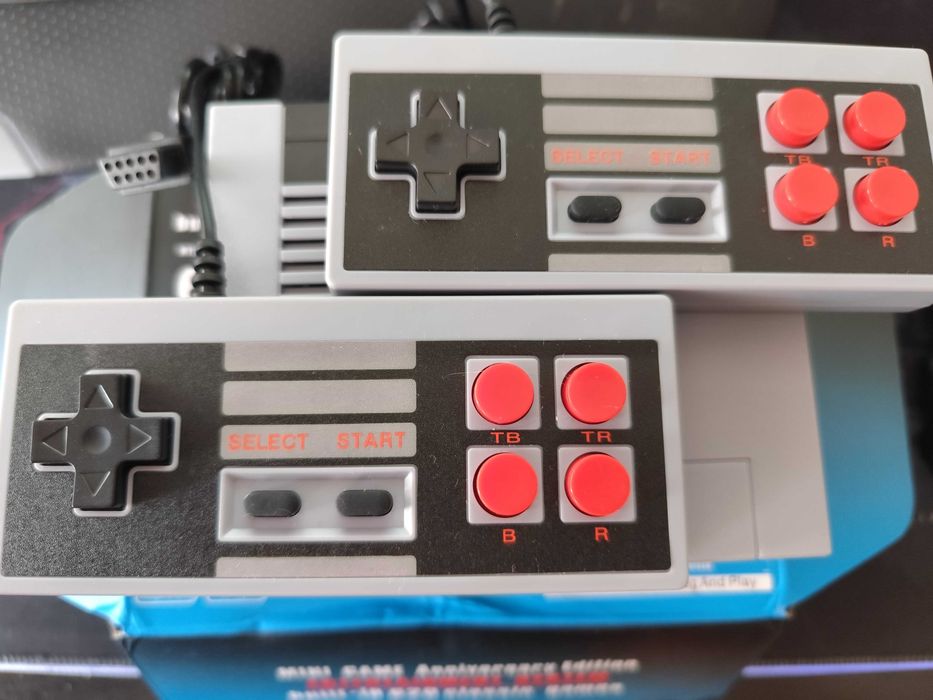 Consola Nintendo Retro - 620 Jogos