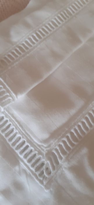 Bela e grande Capa de Edredom- Almofadões