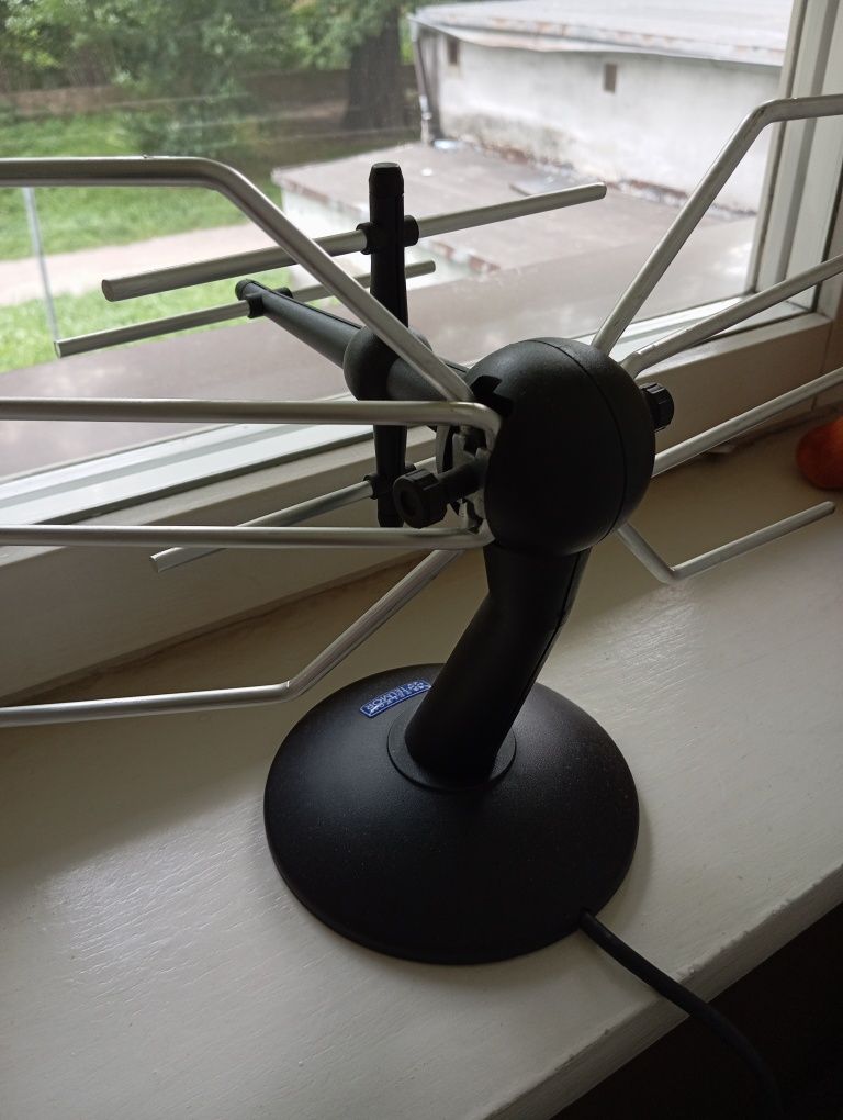 Telewizor Samsung 32cale, antena i dekoder