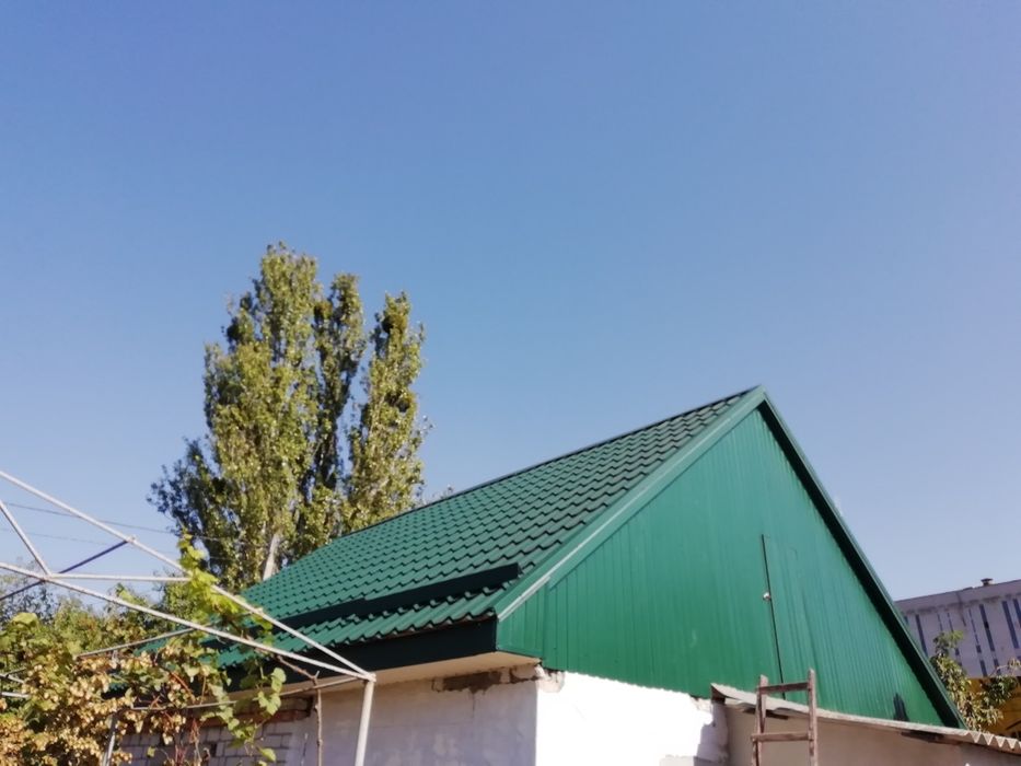 Покрівельні роботи ремонт дахів